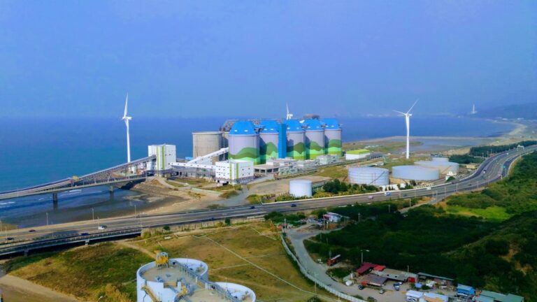 MECON Invites Bids for Green Hydrogen Pilot Projects in Steel Sector